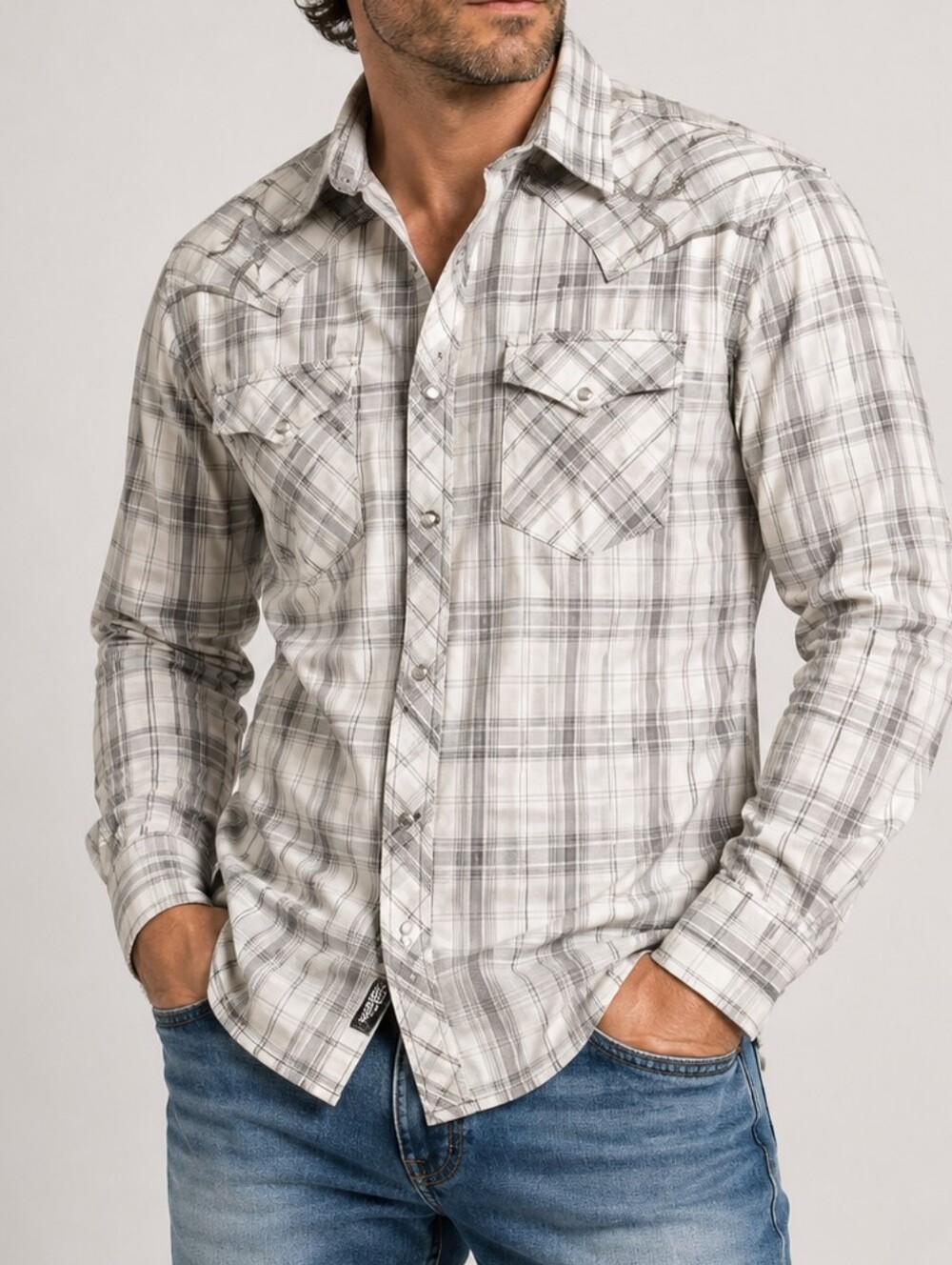 Wrangler Rock 47 Men’s Off White And Gray Plaid Button Down Embroidery Tryangles
